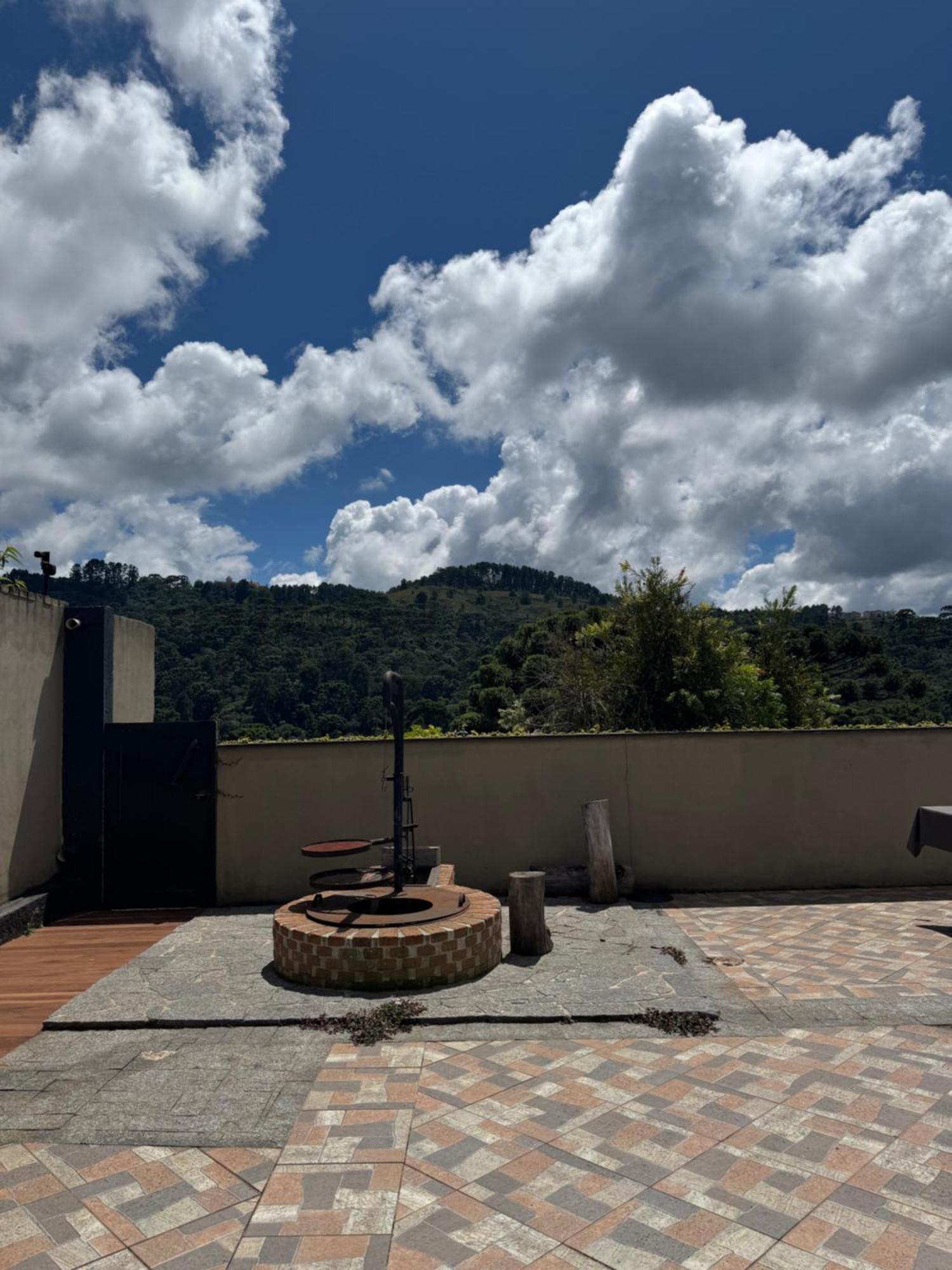 Vila Florenca Campos do Jordao Luaran gambar