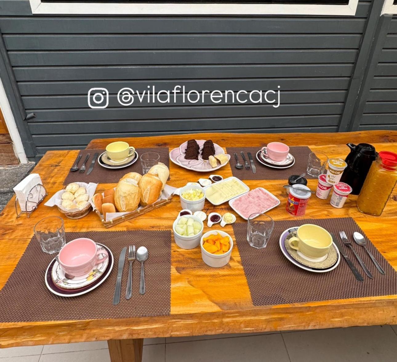 Vila Florenca Campos do Jordao Luaran gambar